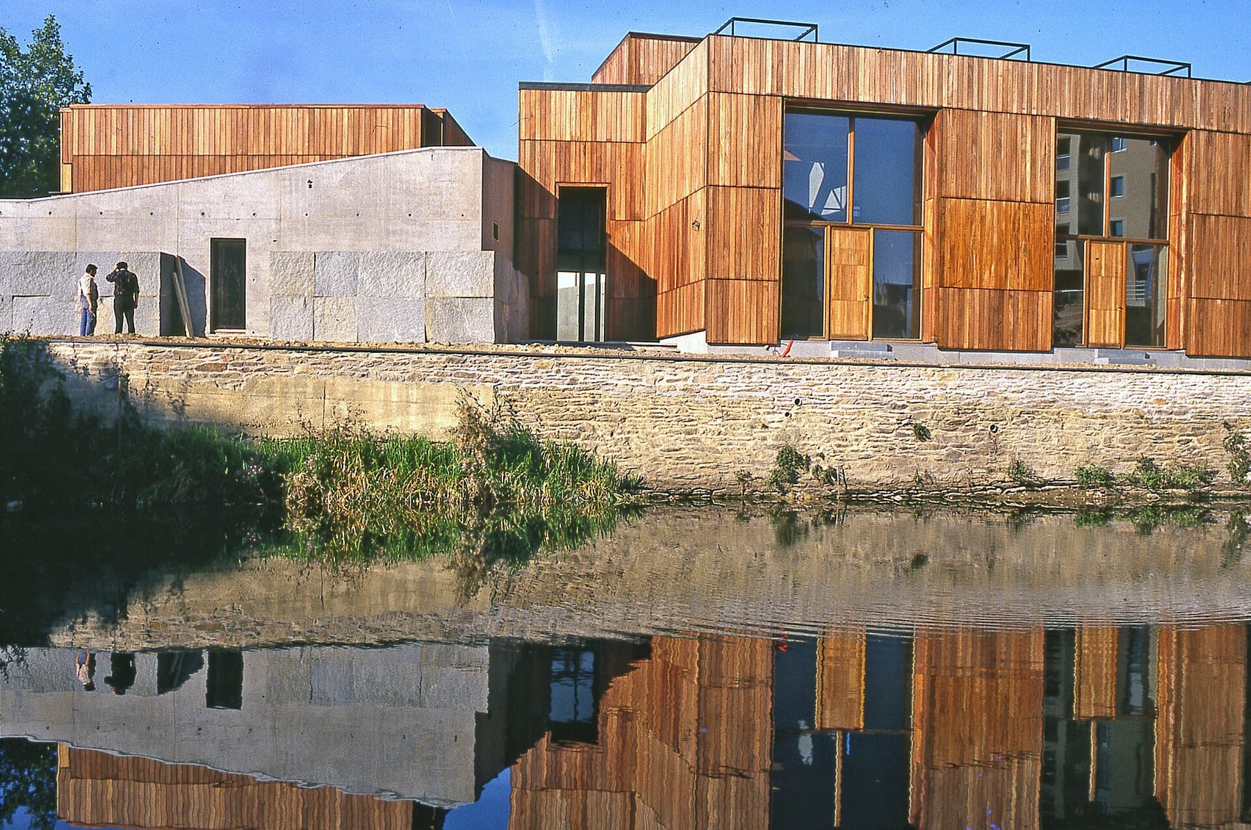ENSAB Façade nord (photograph from the Wikimedia Commons category École Nationale Supérieure d'Architecture de Bretagne)